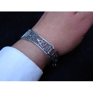 Antique Style Linked Bracelet Sterling Silver 925